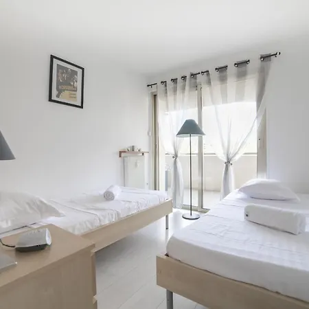 Immogroom - 2 Br- Bright - Terrace - Wifi - Air Conditioning Cannes Exterior foto