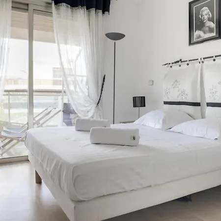 Immogroom - 2 Br- Bright - Terrace - Wifi - Air Conditioning Cannes Exterior foto